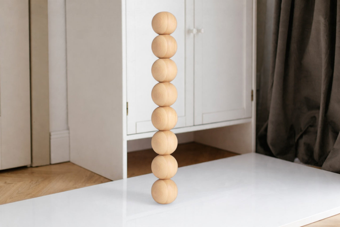 Gedrechselter Tischbein – Acht-Kugel-Design, 656 mm