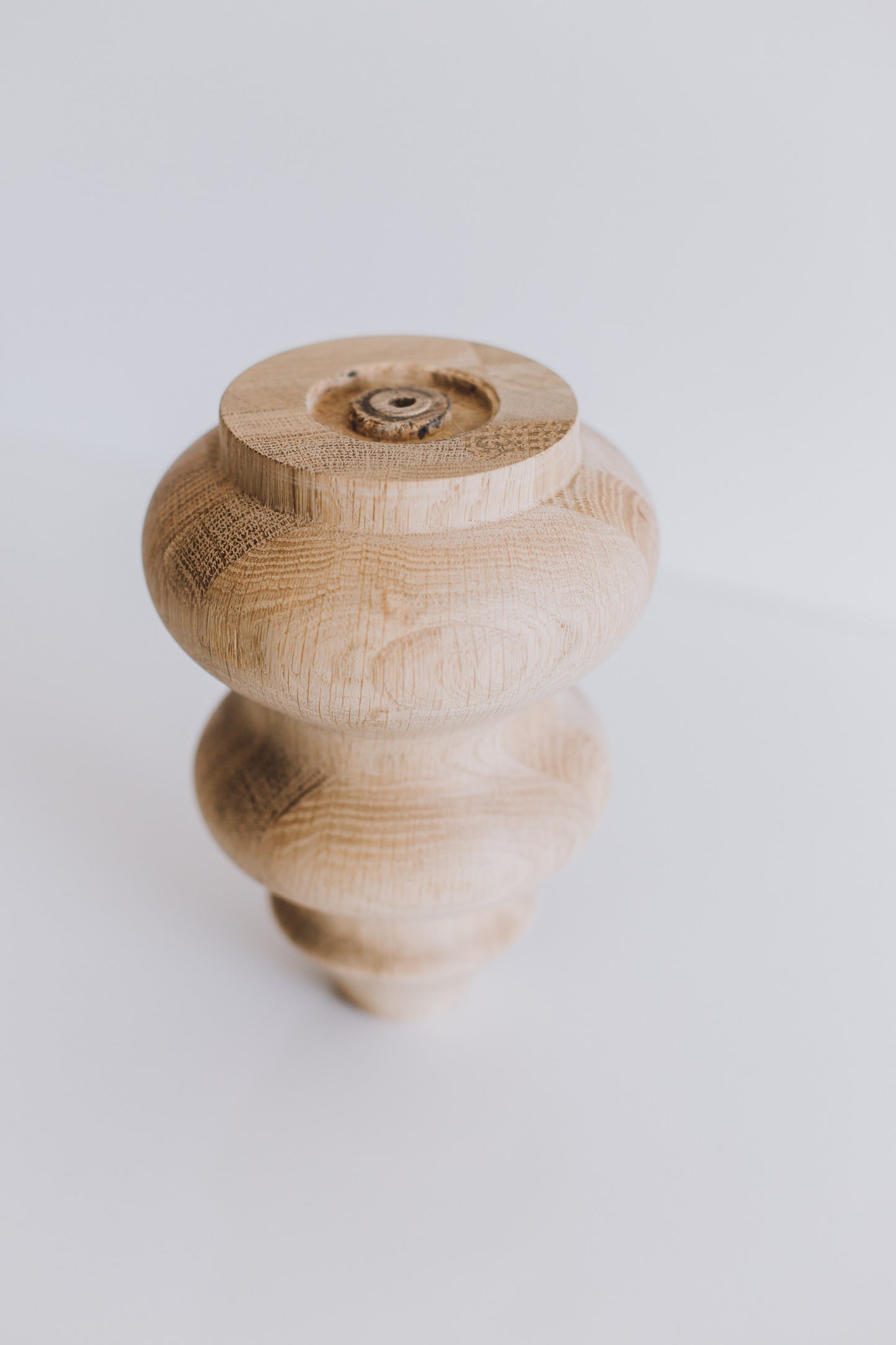 Möbelbeine aus Holz – Klassisches Design, handgefertigt, H185 mm