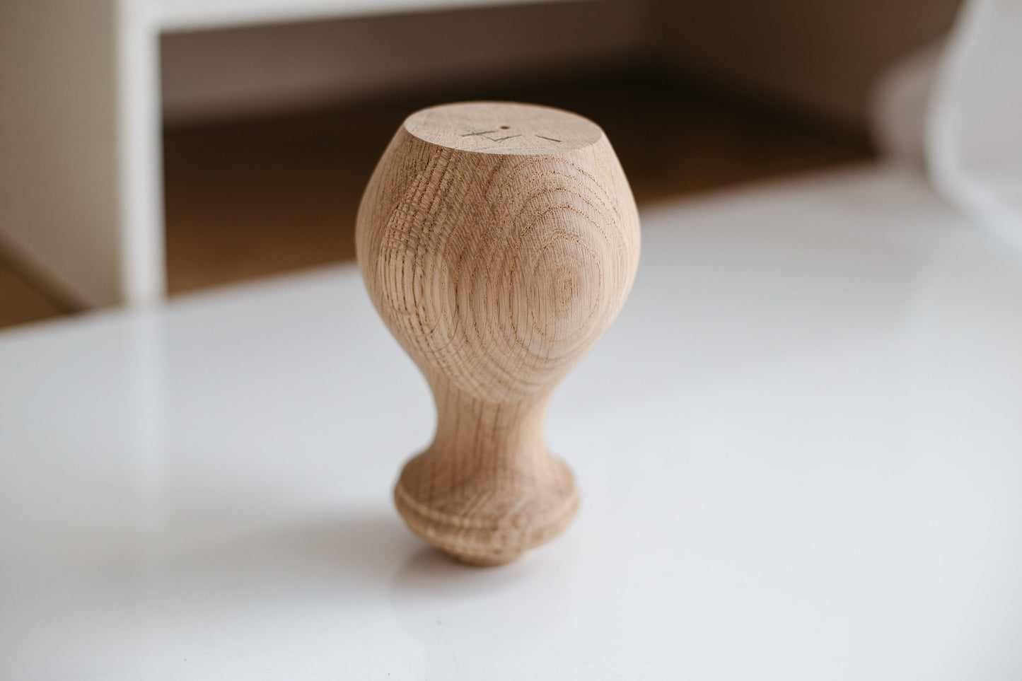 Möbelfüße aus Holz – Sofa- & Schrankbeine, gedrechselt, H150 mm