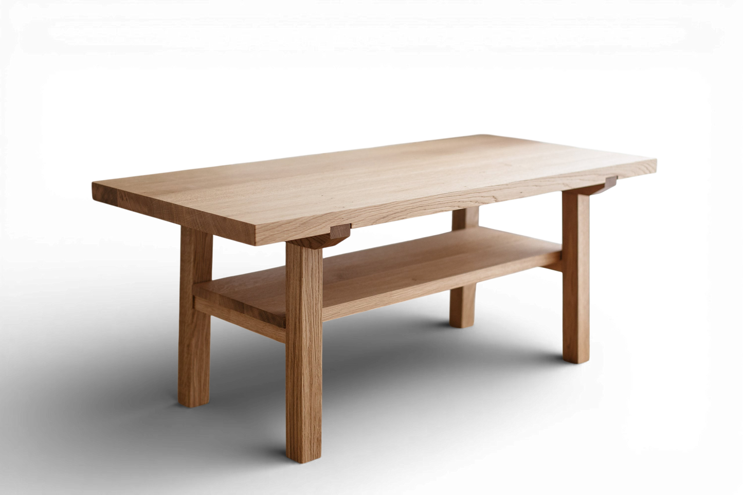 Couchtisch aus Holz im skandinavischen Stil – Handgefertigtes Design aus natürlicher Eiche