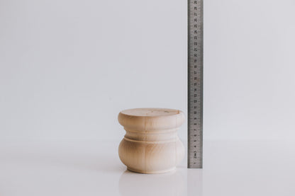 Gedrechselter Möbelfuß aus Holz – Sofa- & Schrankfuß, H100 mm