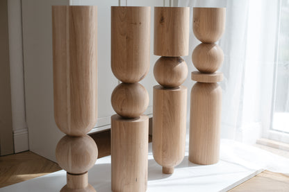 Holztisch- & Bartischbein mit Kugelfuß – Handgefertigtes Design, H690 mm