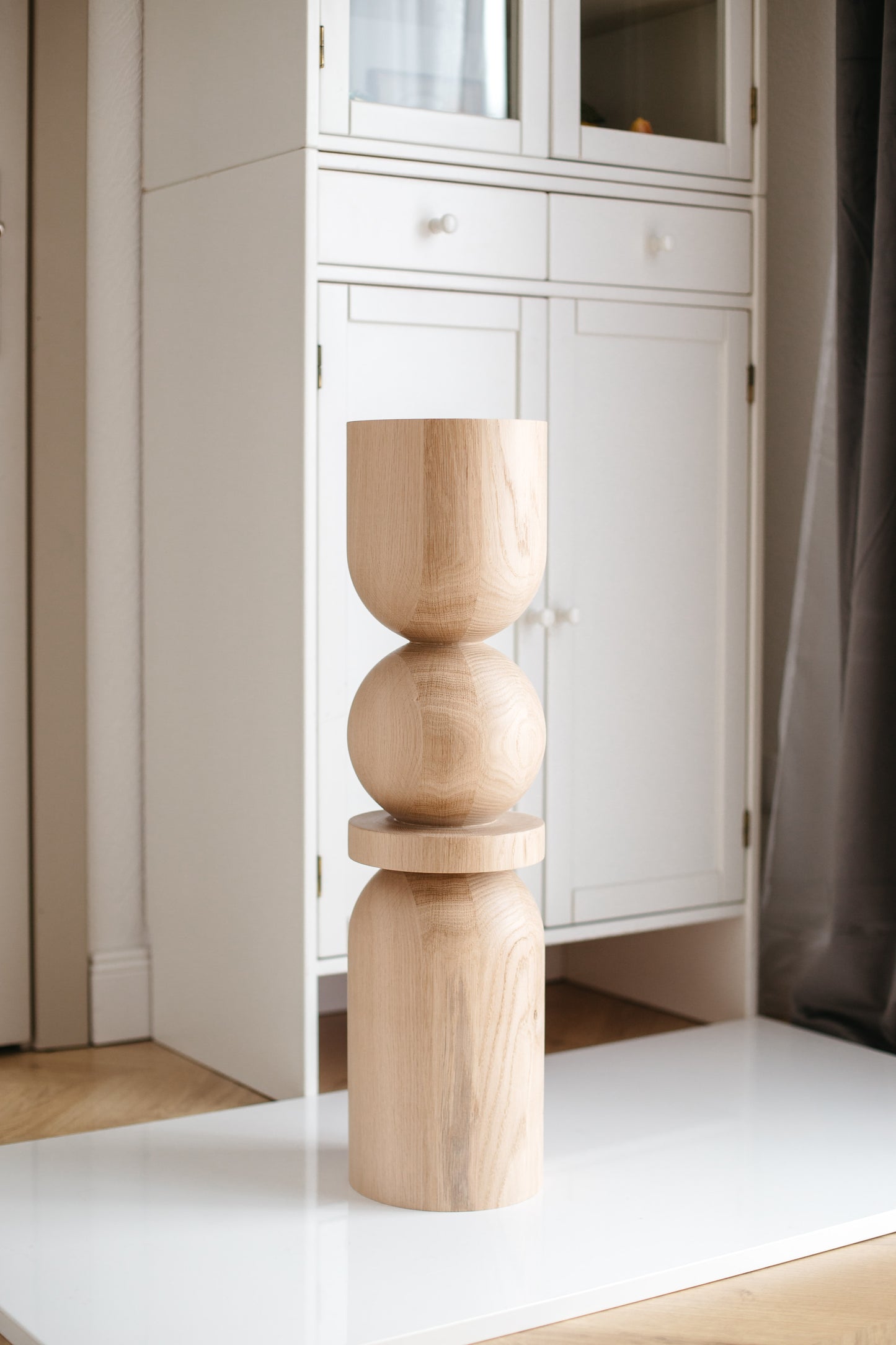 Wooden Table & Bar Leg with Center Sphere Detail – Lathe-Turned Design, H710 mm