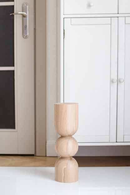 Kaffeetischbein aus Naturholz mit Kugeldetail – gedrechseltes Design, H400 mm