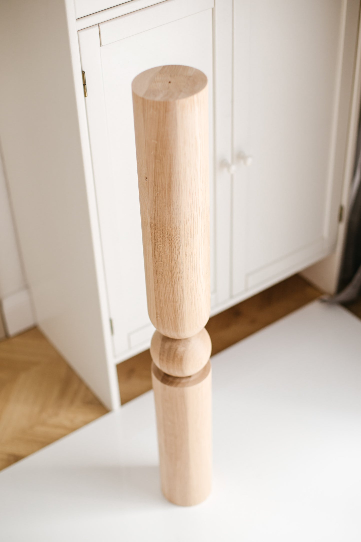 Holztisch- & Barfuß – Handgefertigte Möbelstütze, H890 mm