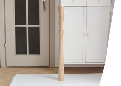 Holztisch- & Bartischbein mit Mittelkugel – Massive Eiche, handgefertigt, 2er-Set, H870 mm