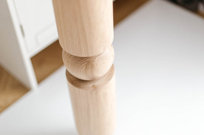 Gedrechseltes Tischbein aus Holz – abgerundete Kugel, 1000 mm
