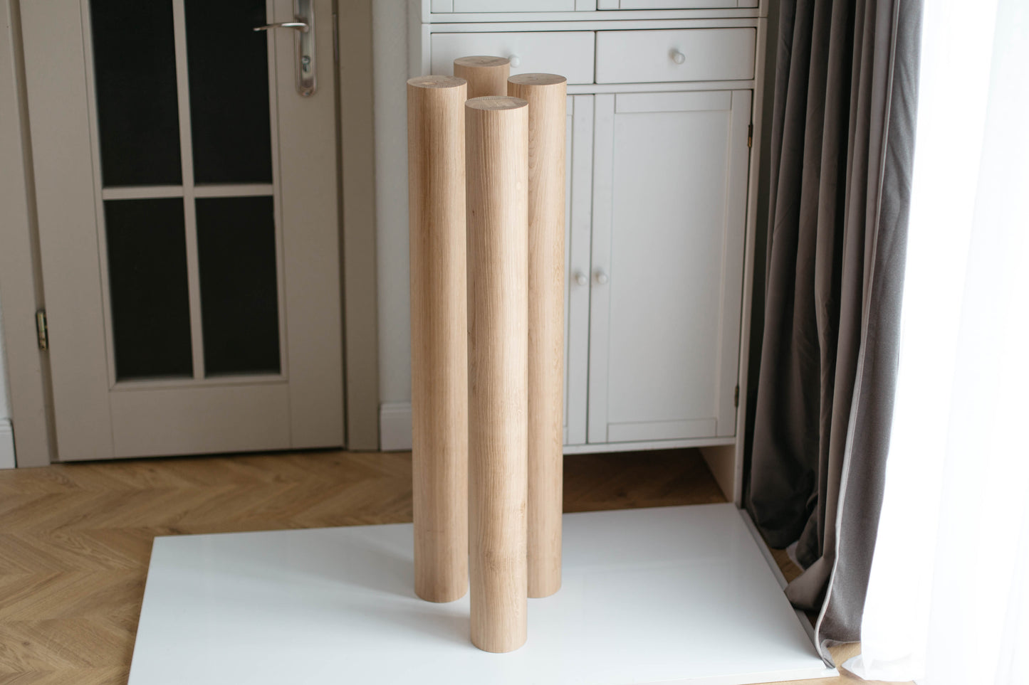 Möbelbeine aus Massivholz – handgefertigte gerade Tischbeine, 4er-Set, H900 mm