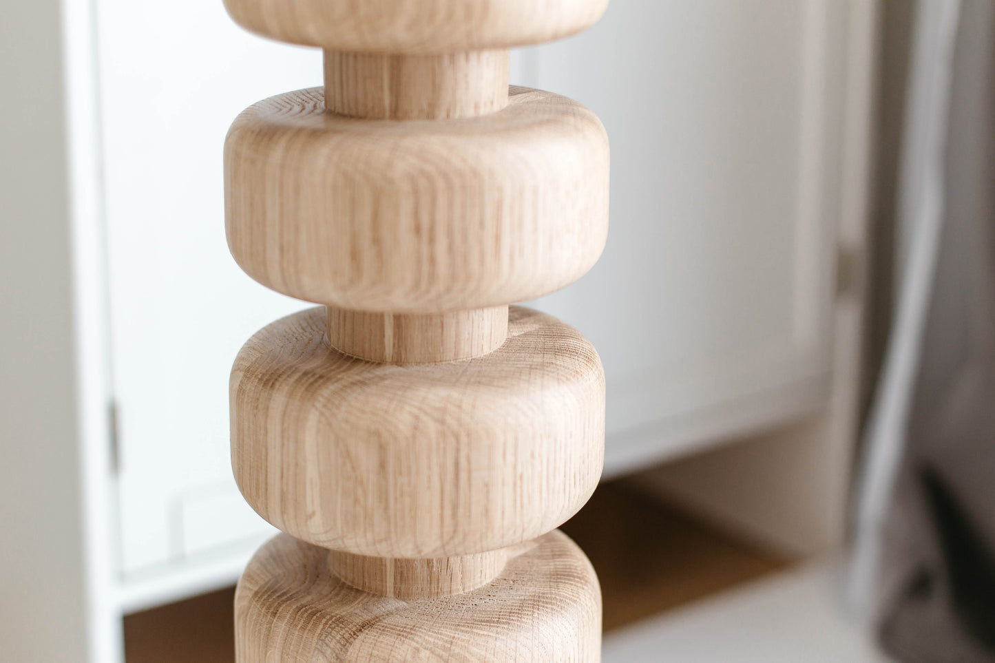 Kücheninselfuß aus Holz mit Sockel - H876 mm