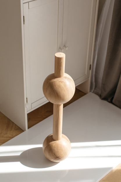 Wooden Furniture Leg with Double Sphere Detail – Lathe-Turned Design, H710 mm