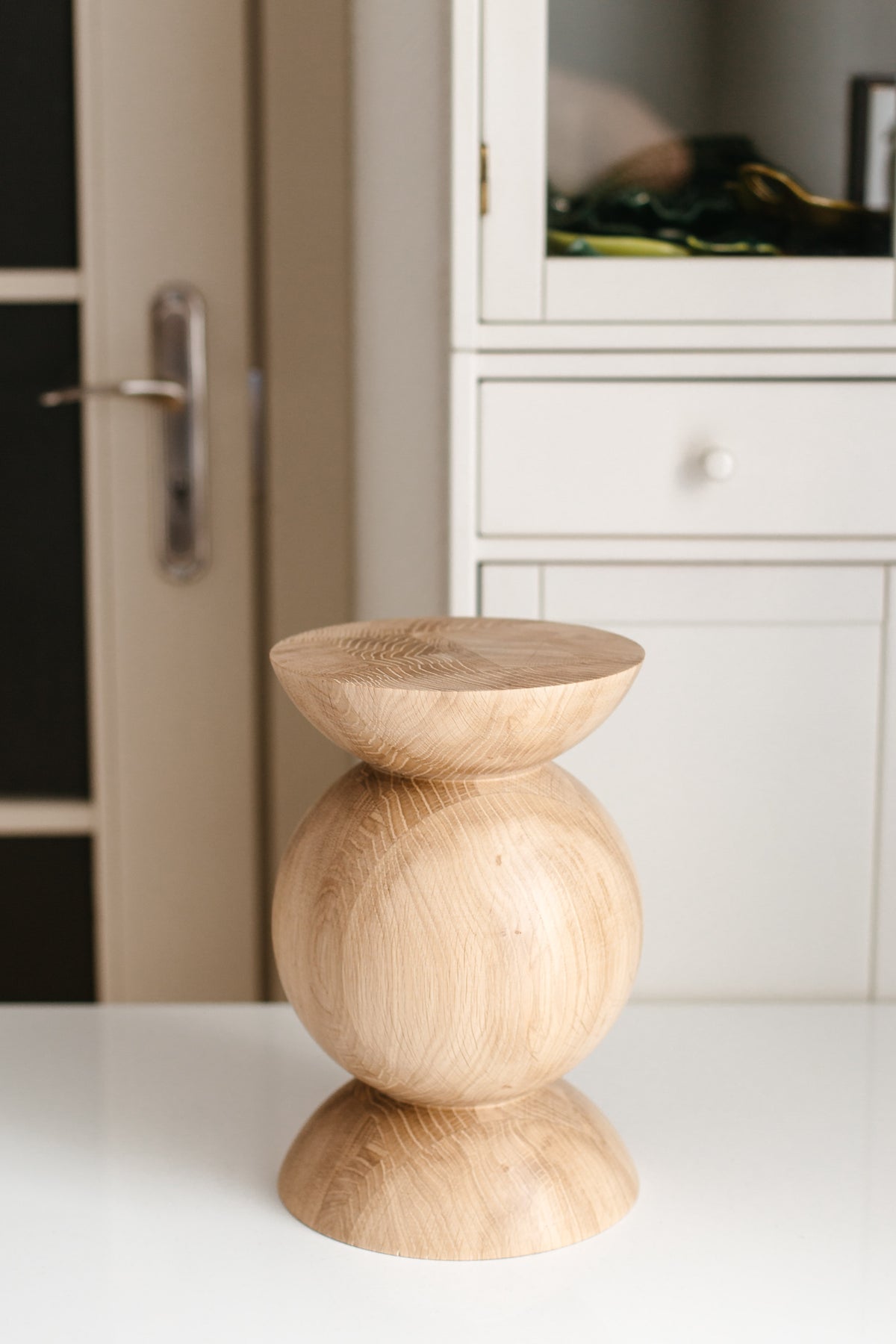 Handmade Wooden Block – Solid Wood with Elegant Spheres Details H300 mm