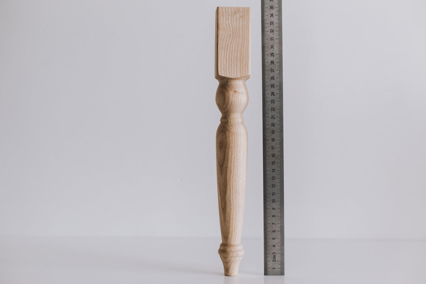 Möbelfüße aus Holz – Klassischer Stil, Handgefertigt, H350 mm