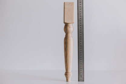 Möbelfüße aus Holz – Klassischer Stil, Handgefertigt, H350 mm