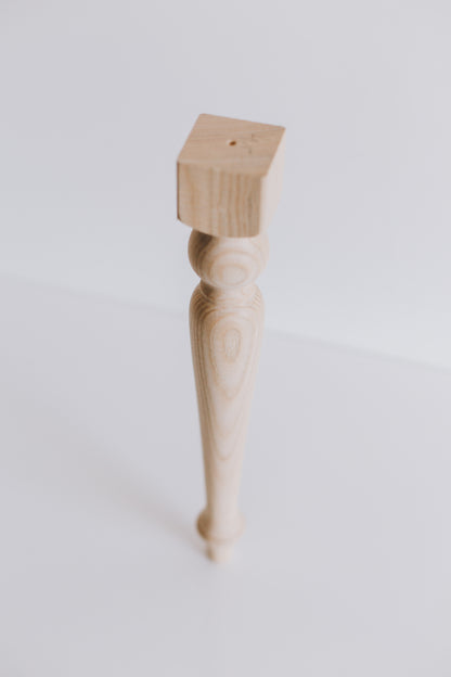 Möbelfüße aus Holz – Klassischer Stil, Handgefertigt, H385 mm