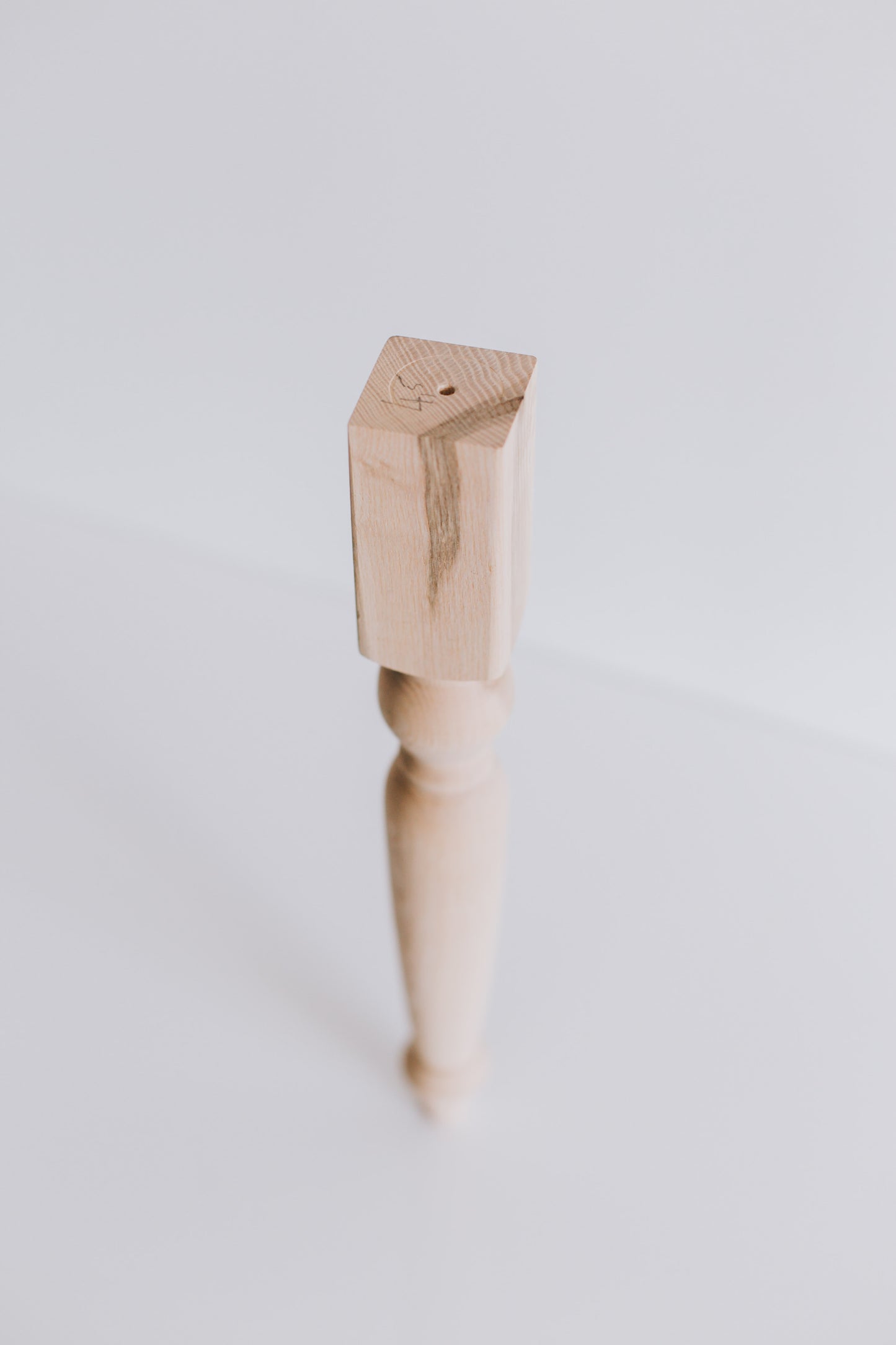 Möbelfüße aus Holz – Klassischer Stil, Handgefertigt, H350 mm
