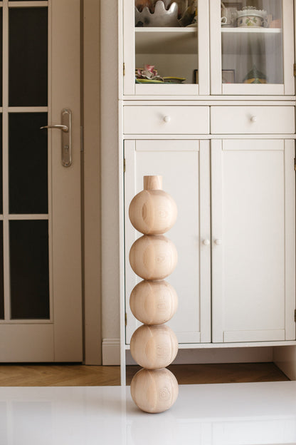 Möbelbein aus Holz mit fünf Kugeldetails – Drechseldesign, H730 mm