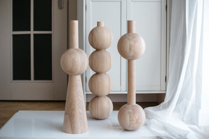 Wooden Furniture Leg with Double Sphere Detail – Lathe-Turned Design, H670 mm