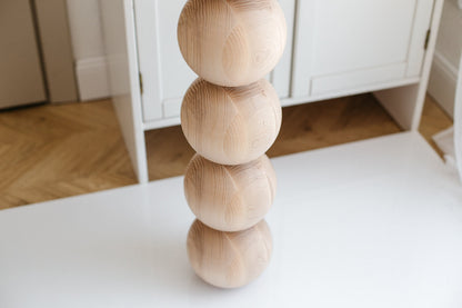 Möbelbein aus Holz mit fünf Kugeldetails – Drechseldesign, H730 mm