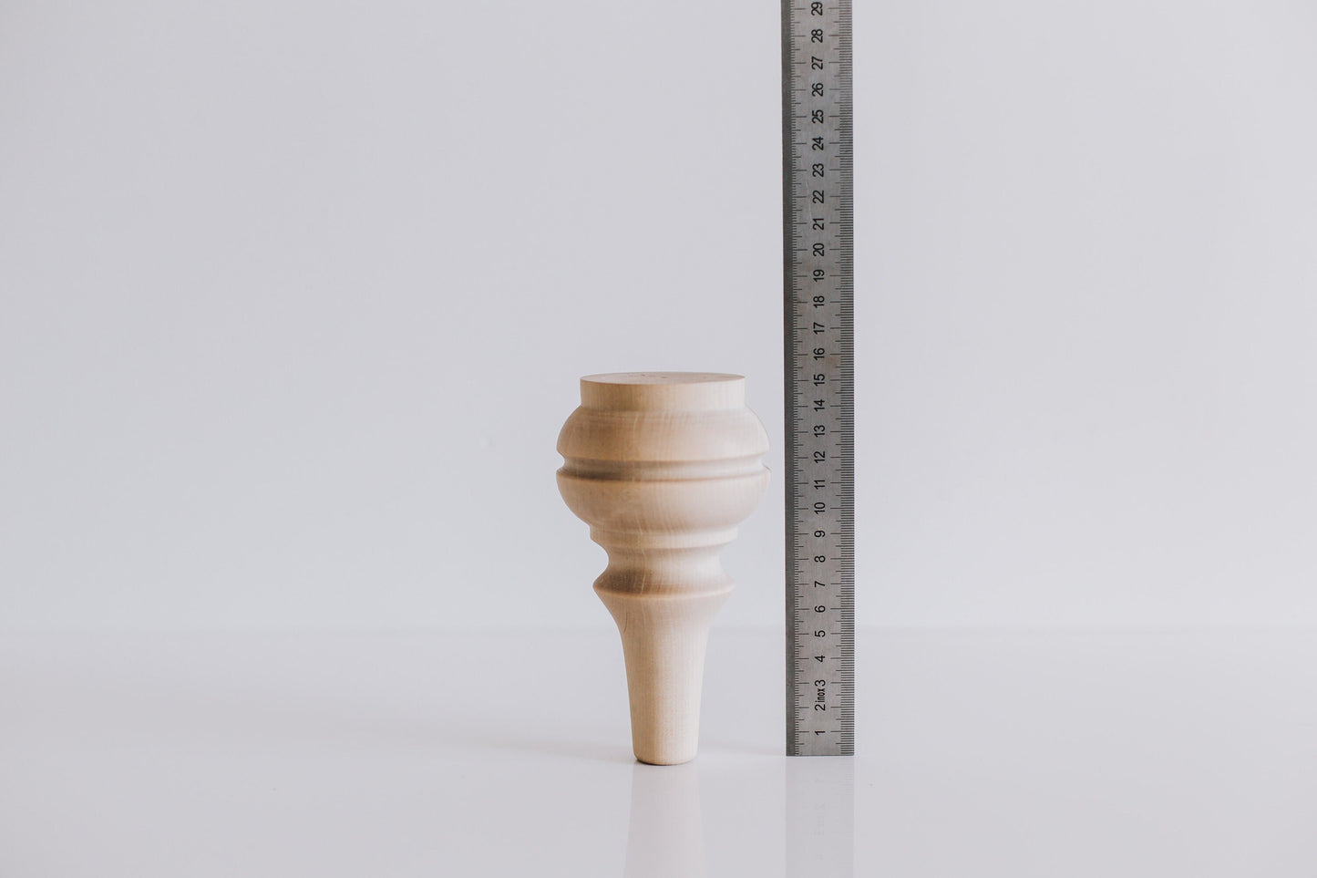 Möbelfüße aus Holz im skandinavischen Stil – konisches Design, H155 mm